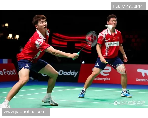 深圳羽毛球队整体压制战术解析与实战应用探讨